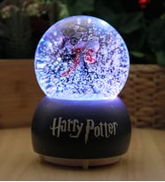 HARRY POTTER Kar Motorlu, Işıklı ve Müzikli Mega Boy Kar Küresi (Model 2)
