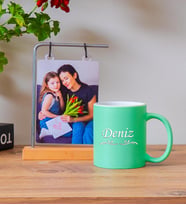 Kişiye Özel Ahşap Standlı Fotoğraflı Çerçevesi & Renkli Kupa Bardak Model no:875 (Yeşil)