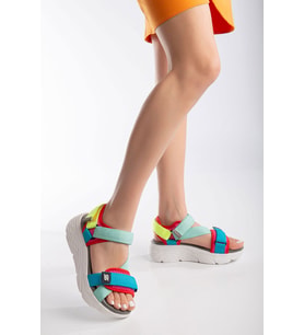 Sandal Spor Ss001 Kadın Dolgu Topuklu Spor Sandalet (Yeşil)