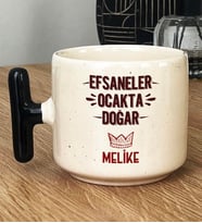 Kişiye Özel Efsaneler Ocakta Doğar Hediye T Kupa Bardak Doğum Günü Hediyesi (Siyah)
