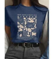 But Seek First His Kingdom Baskılı Tasarım Tshirt (Lacivert)