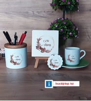 Doğum Günü Hediyesi İsme Özel Hediye Seti Dekoratif Taş, Kalemlik, Ahşap Altlıklı Türk Kahvesi Fincanı, Ahşap Anahtarlık Hediye (Model 9)
