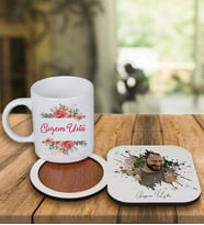 Kişiye Özel Tasarım Kupa Bardak Ve Fotoğraflı Ahşap Bardak Altlığı 99177 (Bordo)