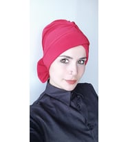 Kadın Fiyonklu Çift Taraflı Bone (Kırmızı)