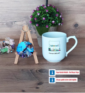 Laborant Kupa Bardak Beyaz ve Fotoğraflı Ahşap Anahtarlık Hediye (Model 5)