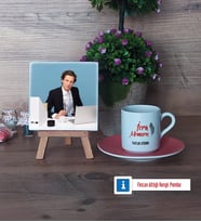 İcra Memuru Fotoğraflı Dekoratif Taş, Ahşap Altlıklı Türk Kahvesi Fincanı Hediye (Model 6)