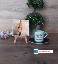 Harita Mühendisi Fotoğraflı Dekoratif Taş, Ahşap Altlıklı Türk Kahvesi Fincanı Hediye (Model 7)