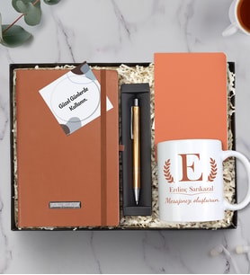 Kişiye Özel Mesajlı Kupa & İsme Özel Defter & Kalem & Mini Not Defteri Hediye Seti (Kahverengi)