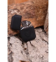 El Yapımı Hakiki Deri Kılıflı Zippo Çakmak (Siyah)