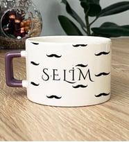 Kişiye Özel Bıyık Desenli İsim Yazılı Hediye Lüks Fincan Babaya Sevgiliye Hediye (Mor)