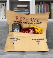 eJOYA Kişiye Özel Tasarım Atıştırmalık Ve Kumanda Cepli Yastık 111588 (Krem)