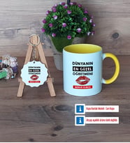 Kadın Öğretmene Hediye Kupa Bardak Kırmızı ve Ahşap Anahtarlık Hediye (Model 6)