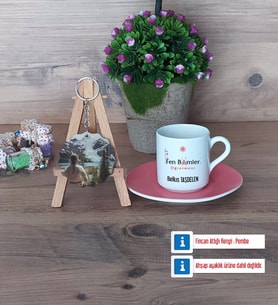 Fen Bilimleri Öğretmeni Türk Kahvesi Fincanı Ahşap Altlıklı ve Fotoğraflı Ahşap Anahtarlık Hediye (Model 6)