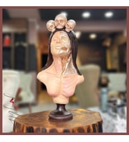 Şeker kafatası Catrina büstü –güçlü kadın figürü, dekoratif sanatı, heykel–Mükemel orijinal tasarım (Krem)