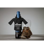 BK Gift Kişiye Özel Mini Siyah İçki Şişesi Tişörtü , Ev Bar Dekoru, Viski, Şarap, Votka, Rakı Şişesi Tişörtü, Ev Barı (Model 3)