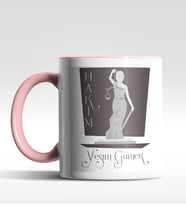 Kişiye Özel Hakim Tasarımlı Siyah Kupa (Beyaz-Pembe)