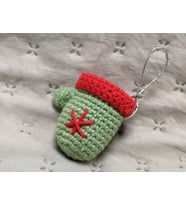 Amigurumi El Örgüsü Yıl Başı Çam Ağacı Süsü Eldiven (Yeşil)