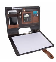 Kapaklı Sekreterlik Art Padfolio Hesap Makinalı A4 100 Yaprak Kapasiteli Vegan 25,5x34 cm (KAHVE)