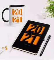 BK Gift Kişiye Özel 2024 Mutlu Yıllar Beyaz Defter Kalem ve Kupa Seti-7 (Model 2)