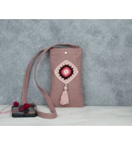 HANDMADE MOTİFLİ TELEFON ÇANTASI (Pudra)