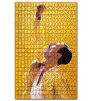 Cakapuzzle Freddie Mercury Queen Ahşap Zeminde Puzzle Yapboz MDF (Ahşap) (500 Parça)