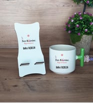 Fen Bilimleri Öğretmeni Hediye Sepeti Kupa Bardak T Kulplu ve Ahşap Telefon Standı Öğretmenler Günü Hediyesi (Model 8)