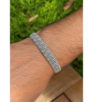 Gümüş Kazaziye El Örgüsü Geniş Bileklik BIL2009 : Gümüş-Siyah - 19 cm : Siyah - 21 cm : Gümüş-Siyah - 18 cm (Gümüş-Siyah)