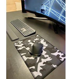 32 x 24 cm Desenli Dikişli Kaydırmaz Taban Speed Hızlı Yüzey Mousepad Masa Matı (Kamuflaj-Siyah)