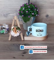 Eczacı Kupa Bardak Beyaz ve Fotoğraflı Ahşap Anahtarlık Hediye (Model 8)