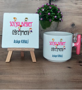 Sosyal Bilgiler Öğretmeni Hediye Seti Kupa Bardak T Kulplu ve Dekoratif Taş Öğretmenler Günü Hediyesi (Model 4)