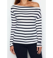 Moda Kayık Yaka Örme Slim Çizgili Desen Casual Günlük Regular Uzun Kol Bluz (Lacivert)