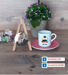 Erkek Polis Türk Kahvesi Fincanı Ahşap Altlıklı ve Fotoğraflı Ahşap Anahtarlık Hediye (Model 6)