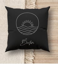 BK Gift Kişiye Özel İsimli Premium Kumaş Siyah Kırlent Yastık, Ev Hediyesi, Ev Dekorasyonu, Dekoratif Hediye (Model 6)