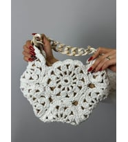 EL ÖRGÜSÜ ÇİÇEKLİ KADIN EL ÇANTASI 30X27 CM (Beyaz)