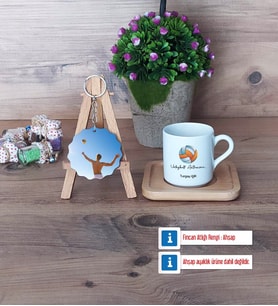Voleybol Antrenörü Türk Kahvesi Fincanı Ahşap Altlıklı ve Fotoğraflı Ahşap Anahtarlık Hediye (Model 1)