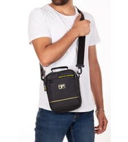 NEWİSH POLO TOLEDO ERKEK OMUZ ÇANTASI -QATRO 2303 (Siyah-Sarı)
