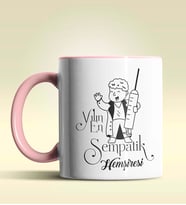 Kişiye Özel Yılın En Sempatik Hemşiresi (Bay) Temalı Turuncu Kupa (Pembe)