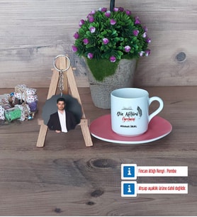 Din Kültürü Öğretmeni Türk Kahvesi Fincanı Ahşap Altlıklı ve Fotoğraflı Ahşap Anahtarlık Hediye (Model 6)