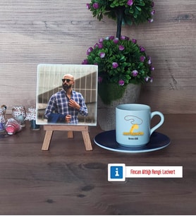 Antrenör Fotoğraflı Dekoratif Taş, Ahşap Altlıklı Türk Kahvesi Fincanı Hediye (Model 4)