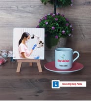 Diş Hekimi Fotoğraflı Dekoratif Taş, Ahşap Altlıklı Türk Kahvesi Fincanı Hediye (Model 6)