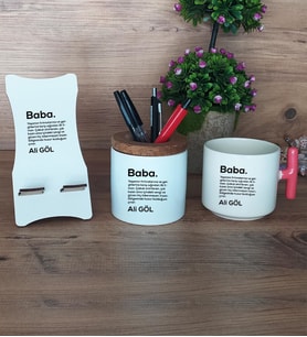 Baba Hediye Sepeti Kupa Bardak T Kulplu, Kalemlik ve Ahşap Telefon Standı Babaya Babalar Günü Hediyesi (Model 4)