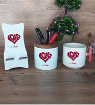 Love Sevgili Hediye Sepeti Kupa Bardak T Kulplu, Kalemlik ve Ahşap Telefon Standı Sevgiliye Sevgililer Günü Hediyesi (Model 4)