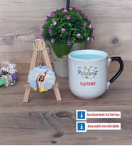 Pedagog Kupa Bardak Beyaz ve Fotoğraflı Ahşap Anahtarlık Hediye (Model 10)