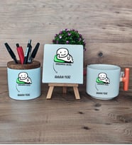 Umurumda Değil Hediye Sepeti Kupa Bardak T Kulplu, Kalemlik ve Dekoratif Taş Arkadaşa Hediye (Model 7)