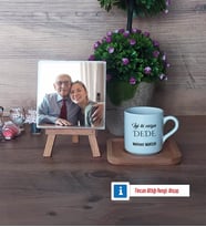 Dedeye Hediye Fotoğraflı Dekoratif Taş, Ahşap Altlıklı Türk Kahvesi Fincanı Hediye (Model 1)
