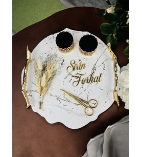 Devotiony Desenli Polyester Nişan Tepsisi (Beyaz)
