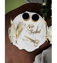 Devotiony Desenli Polyester Nişan Tepsisi (Beyaz)