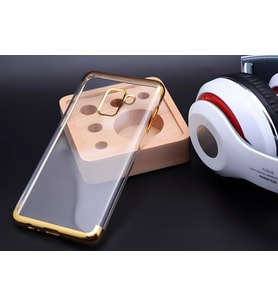 Galaxy A8 2018 Kılıf Dört Köşeli Lazer Silikon Kılıf (Gold)