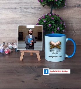 Kuran Kursu Hocası Fotoğraflı Dekoratif Taş, Kupa Bardak Beyaz Hediye (Model 4)