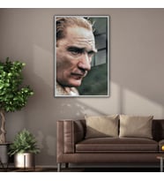 Metal Çerçeveli Cam Tablo Yeşil Atatürk Portresi (Gümüş)